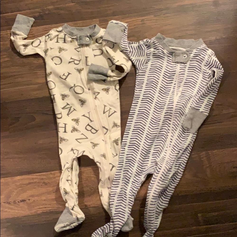 Burt’s bees footed pajamas 3-6 months & 6-9 months